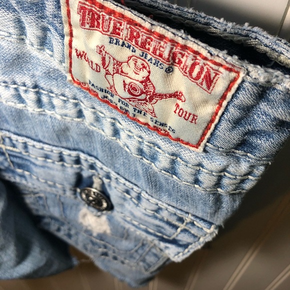 True Religion Shorts - Picture 2 of 5